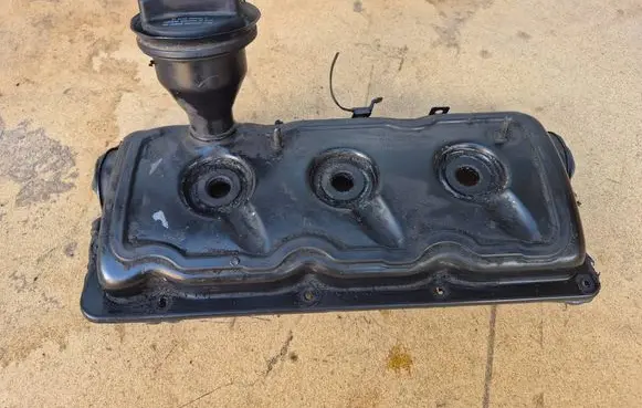 Audi A6 S6 C5 4B Rocker cam cover 059103469K 059103470H
