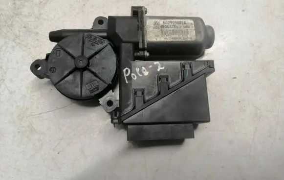 Volkswagen Polo Front door window regulator motor 6Q2959801A 400642E 07SW0004