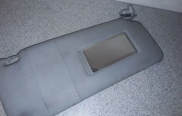 BMW 5 E39 Sun visor 51168237096 8237096