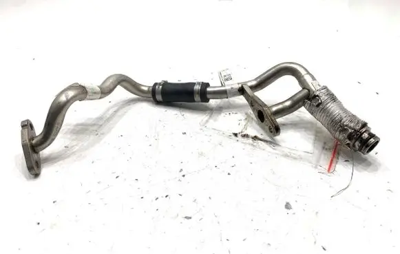 BMW 5 G30 G31 G38 Turbo turbocharger oiling pipe/hose 8586484