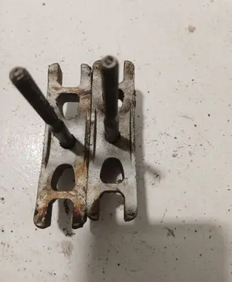 Volkswagen Crafter Fuel Injector clamp holder 03L216 V300