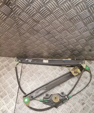 Audi A4 S4 B8 8K Front door electric window regulator 