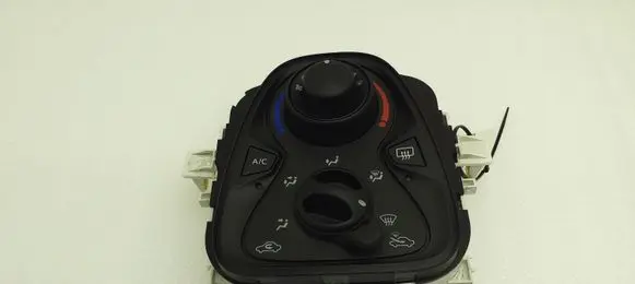 Toyota Aygo AB40 Climate control unit 55900YV030 B000737077
