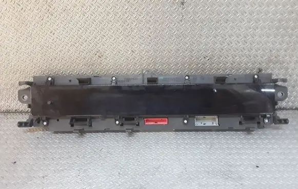 Renault Scenic II - Grand scenic II Speedometer (instrument cluster) P8200787774A