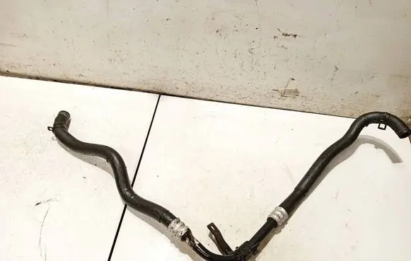 Air conditioning (A/C) pipe/hose