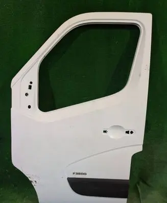Renault Master III Front door