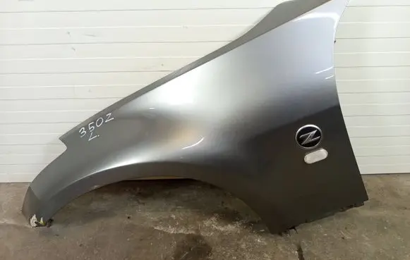 Nissan 350Z Fender BLOTNIK350ZLP