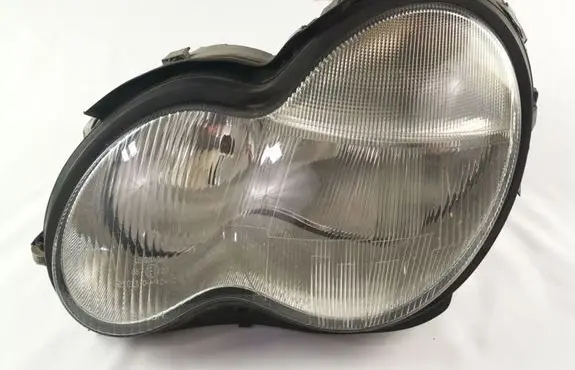 Mercedes-Benz C W203 Headlight/headlamp A2038200161 0301166201