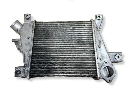 Nissan X-Trail T30 Intercooler radiator D2052B17