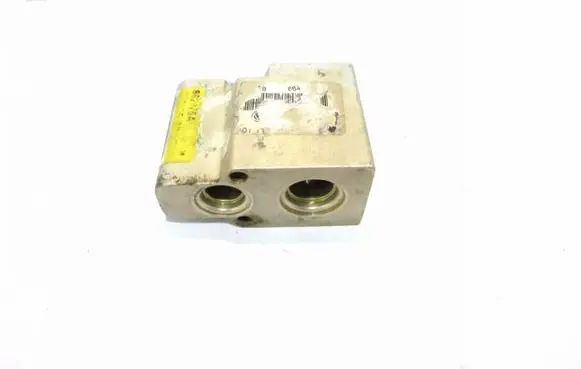 Air conditioning (A/C) expansion valve