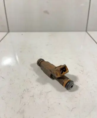 Volvo XC70 Fuel injector 9186340 0280155831