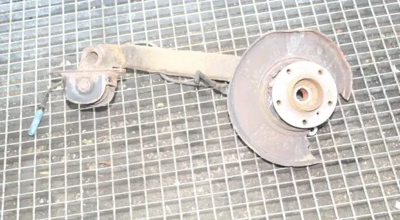 BMW Z4 E85 E86 Rear wheel hub