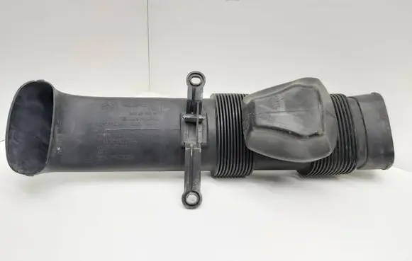 BMW X5 E70 Air intake duct part 7548901