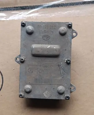 Mercedes-Benz E W211 Headlight ballast module Xenon A0028202426 5DF00827900