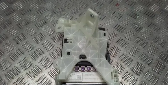 Toyota RAV 4 (XA50) Comfort/convenience module 8273042890B