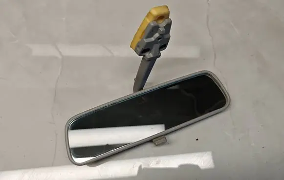 Nissan X-Trail T30 Rear view mirror (interior) E130187358
