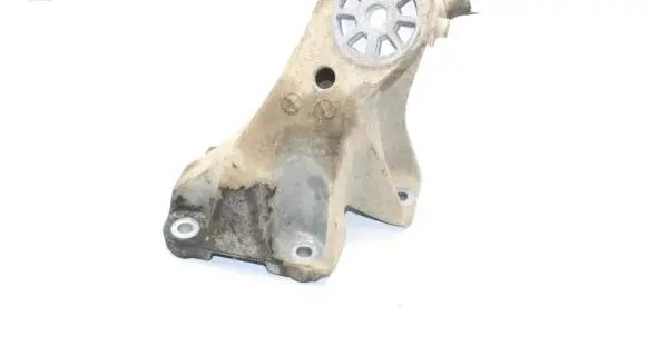 Audi Q7 4L Engine mounting bracket 7L6199308B