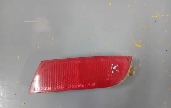 Nissan Note (E11) Rear tail light reflector 25024740