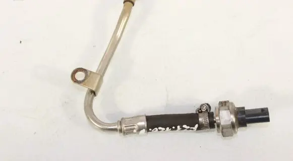 BMW 1 F20 F21 Oil pressure sensor 7810181 20121018