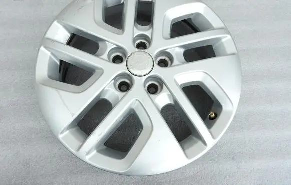 Opel Vivaro R17 alloy rim 403007968R