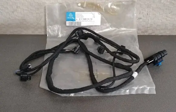 Mercedes-Benz E W212 Parking sensor (PDC) wiring loom A2125407313