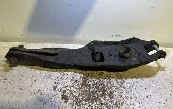 Jeep Cherokee Rear upper control arm/wishbone
