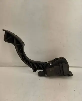 Volvo V50 Accelerator throttle pedal V070J50
