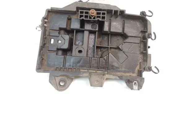 Jeep Cherokee Battery tray 68186053AB