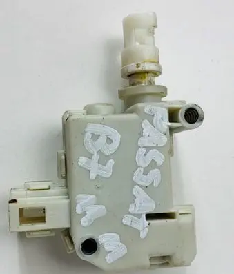 Fuel tank cap lock motor