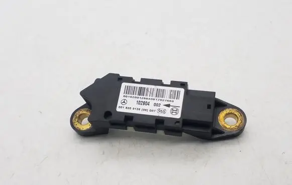 Mercedes-Benz CLS C219 Airbag deployment crash/impact sensor 0018209126