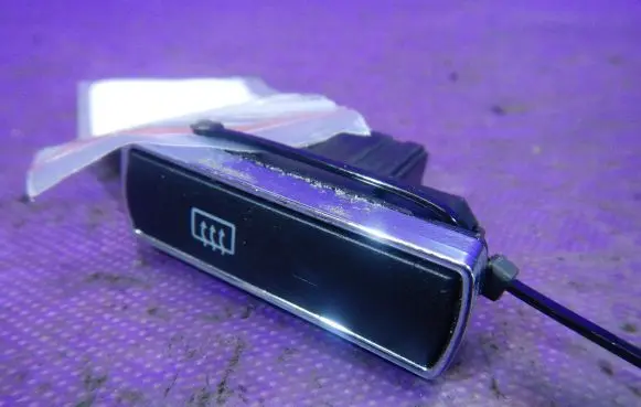 Ford S-MAX Windscreen/window heater switch BS7T-18C621-AA