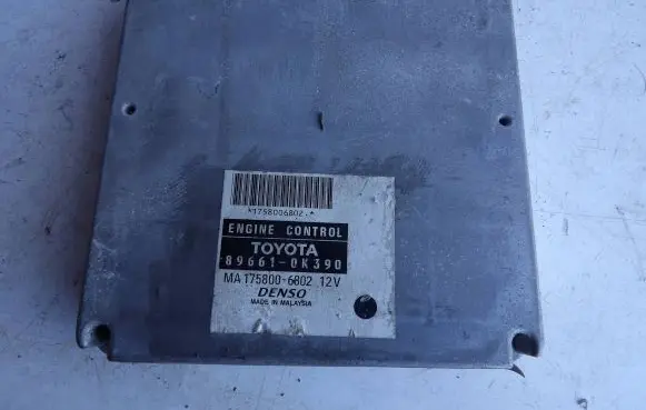Toyota Hilux (AN10, AN20, AN30) Engine control unit/module 896610K390 1758006802 MA17580006802