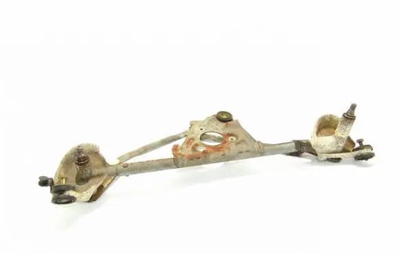 Toyota Yaris Front wiper linkage 