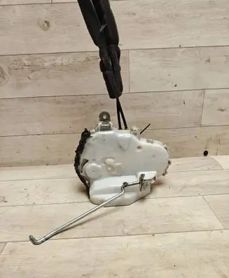 Honda Accord Rear door lock 