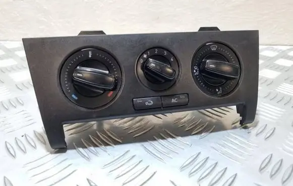 Seat Toledo IV (NH) Air conditioning/heating control unit 6JA820045A