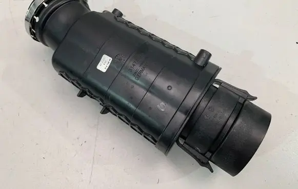 Volvo XC60 Intake resonator 31474846