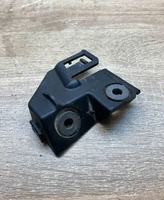 Volkswagen PASSAT B6 Headlight/headlamp mounting bracket 3AA805299