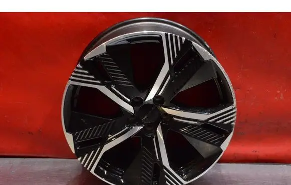 BMW X7 G07 R18 alloy rim A00118508