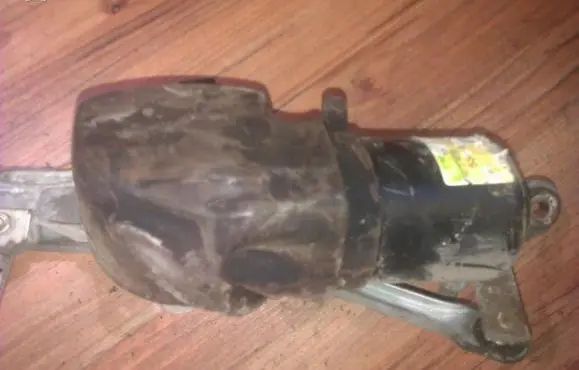 Renault Laguna I Wiper motor