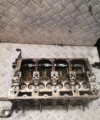 Volkswagen PASSAT B6 Engine head 038103373r