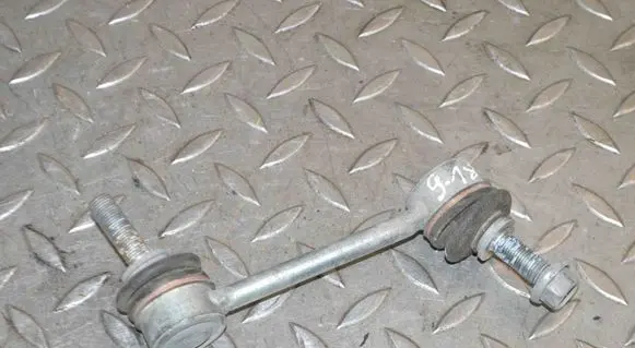Front anti-roll bar/stabilizer link