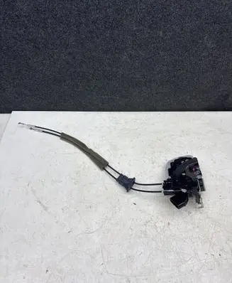 Nissan Murano Z51 Front door lock