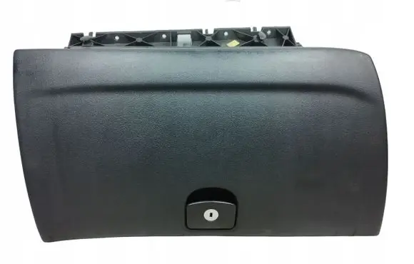 Peugeot 407 Glove box