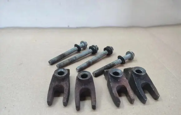 Chrysler Grand Voyager V Fuel Injector clamp holder