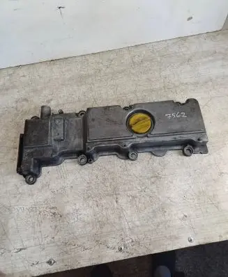 Opel Zafira A Rocker cam cover 13101754 0073485