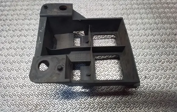 Volkswagen Crafter Front bumper mounting bracket A9068850163