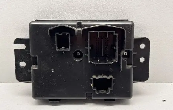 Chrysler Pacifica Air conditioning/heating control unit P68373079AB 63270 TBK293230E1628