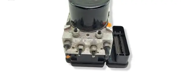 Volvo V70 ABS Pump 30681619 10092604053 P30681619