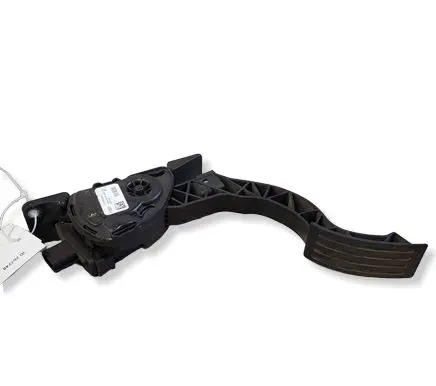Volvo V40 Accelerator throttle pedal 31280595 6PV01036822