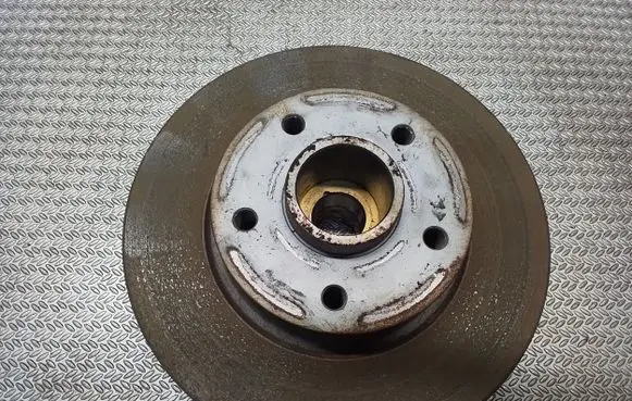 Renault Trafic III (X82) Rear brake disc 95523187